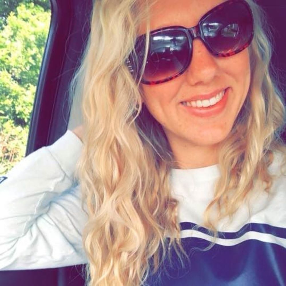 Meet your Posher, Chelbie